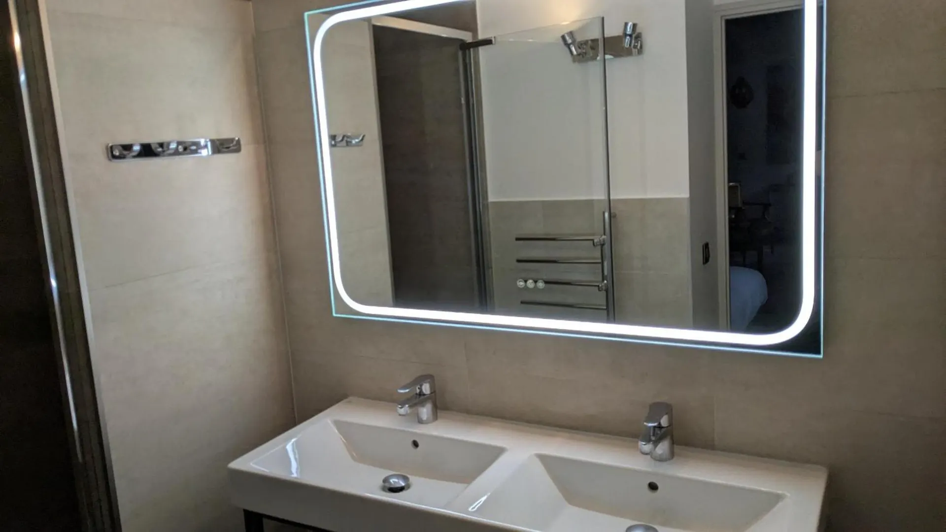Jean Xxii Elegant Apartment Suite Spa Et Fitness With Balcony Avignon