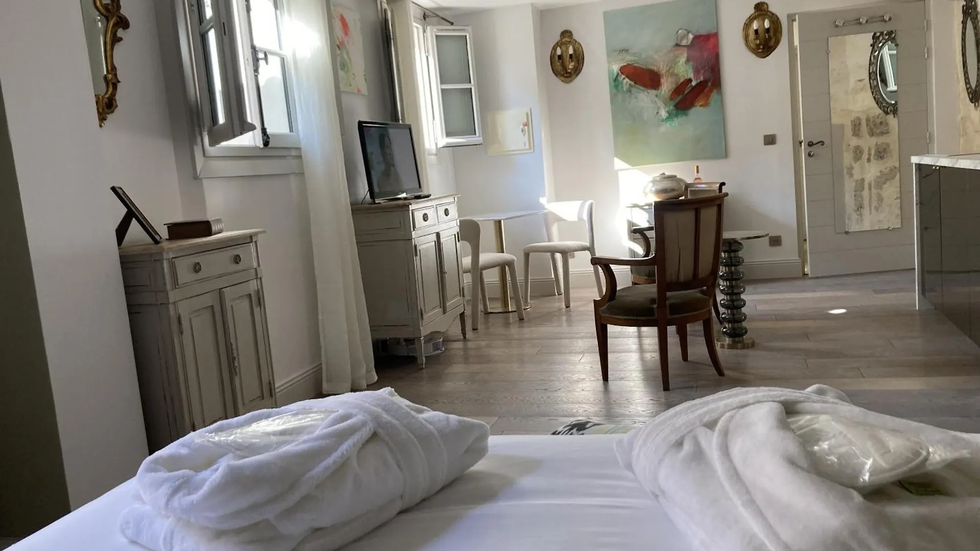Jean Xxii Elegant Apartment Suite Spa Et Fitness With Balcony Avignon