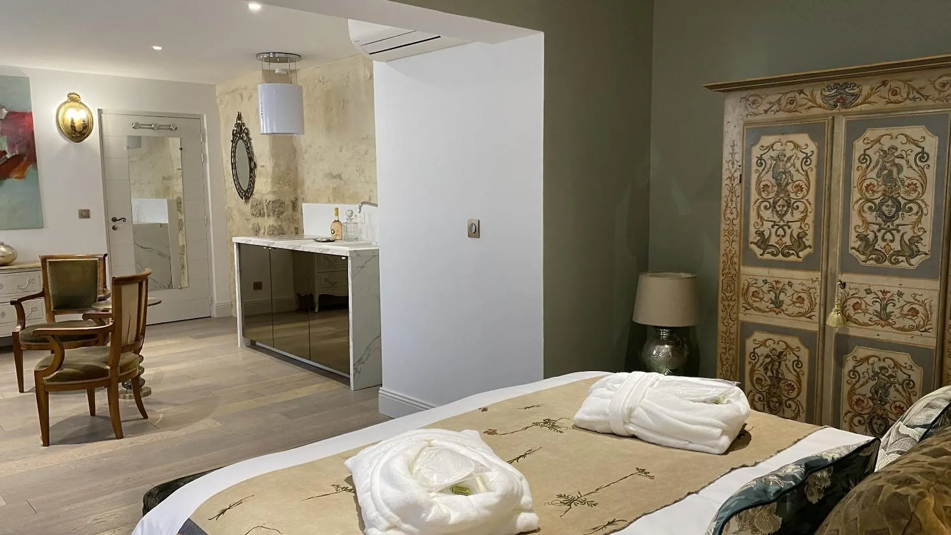 Jean Xxii Elegant Apartment Suite Spa Et Fitness With Balcony Avignon