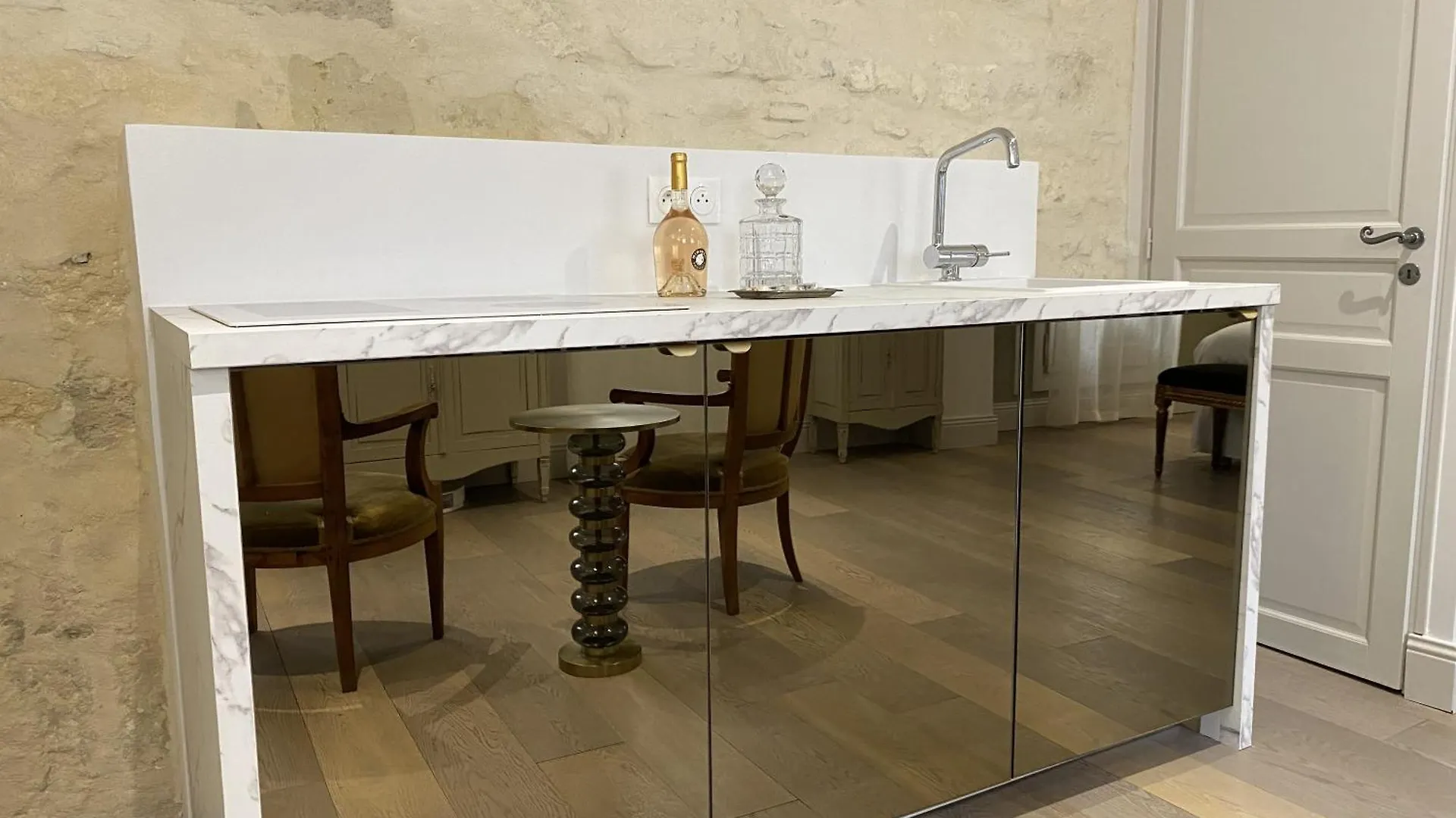 Jean Xxii Elegant Apartment Suite Spa Et Fitness With Balcony Avignon 0*,  France