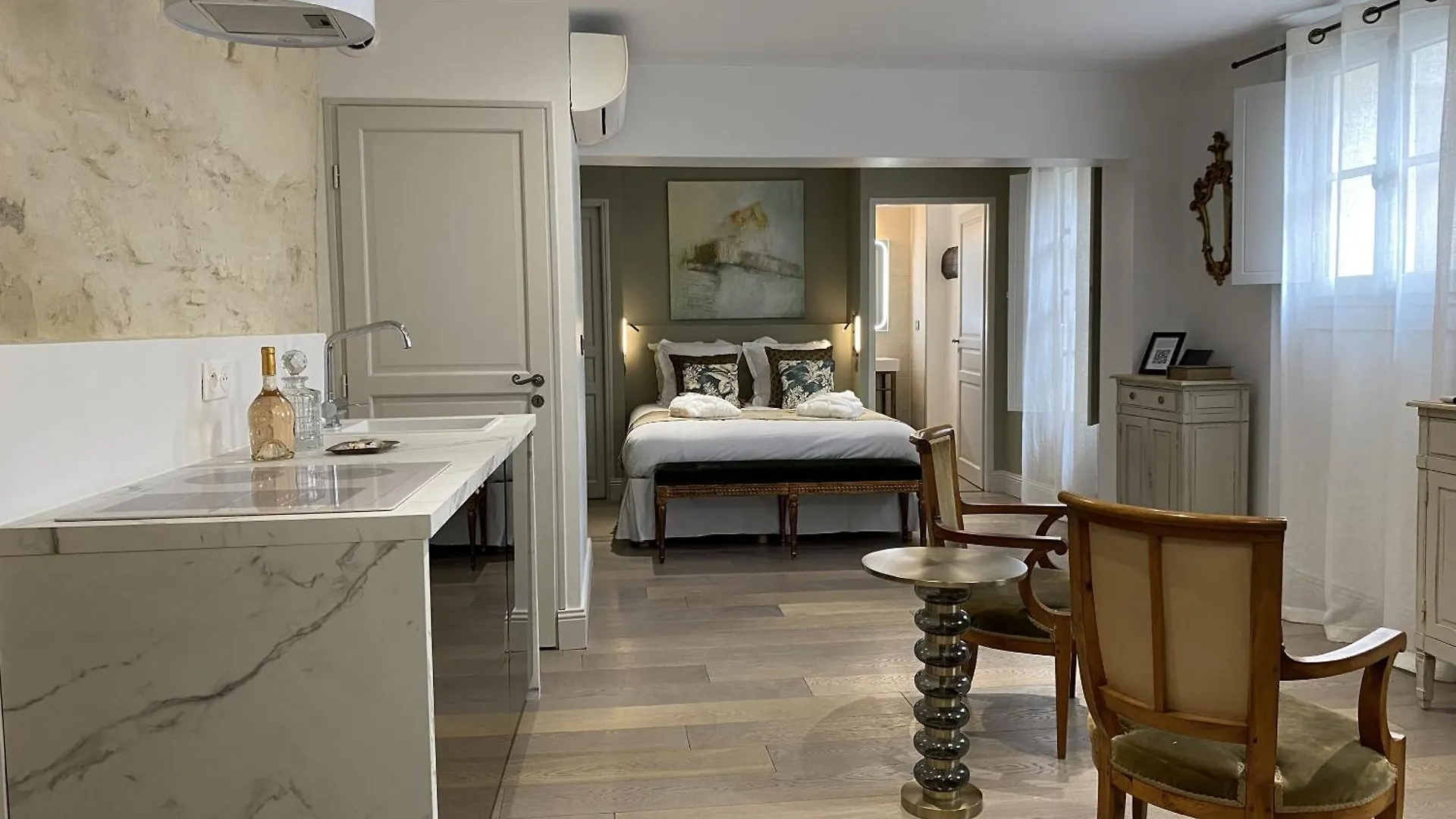 Jean Xxii Elegant Apartment Suite Spa Et Fitness With Balcony Avignon